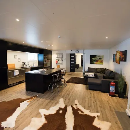 Kaljord Havhus As Holiday home Hennes